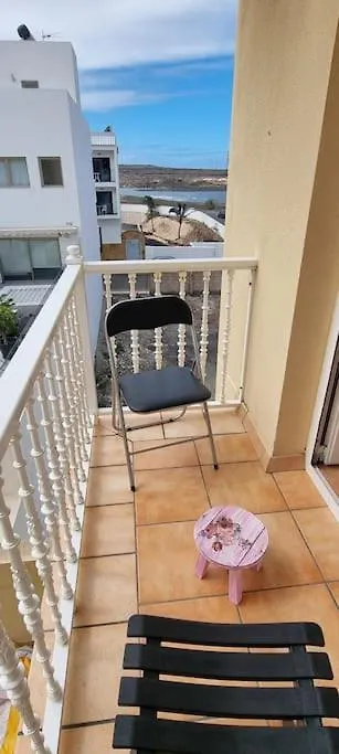 Gilda: Beautiful Spacious Apartment. Seaview From Rooftop Terrace Corralejo Spain